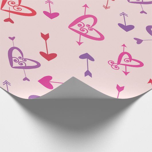 Valentijn Rood Roze Paarse Harten met Pijlen Cadeaupapier (Hoek)