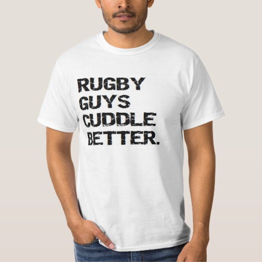 valentijn: Rugby jongens knuffelen beter T-shirt (Voorkant)