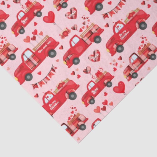 Valentijn vrachtwagens op roze tissuepapier (Detail)