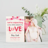 Valentijn zwangerschapsaankondiging onthult liefde feestdagenkaart (Staand voorkant)