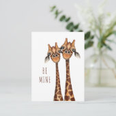 Valentijns Briefkaart - 'BE Mine' Loopende Giraffe (Staand voorkant)