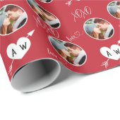 Valentijn's Day Hart & Initialen Aangepaste foto Cadeaupapier (Rol Hoek)