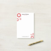 Valentijns ontwerp voor rode harten post-it® notes (Op bureau)