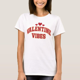 Valentijns Vibes Retro Varsity Typografie Rode Har T-shirt