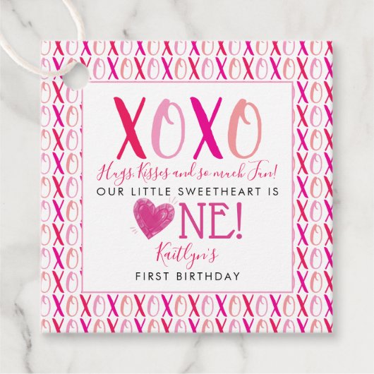 Valentijnsdag 1e verjaardag Hugs & Kisses (XOXO) Bedankjes Labels (Voorkant)
