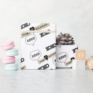 Valentijnsdag die papier verpakt Xoxo-harten
