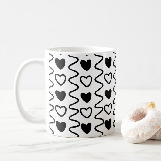 Valentijnsdag Hearts Chevron Black White Pattern Koffiemok (Met donut)