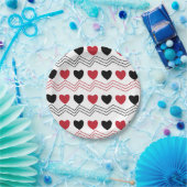 Valentijnsdag Love Hearts Chevron Stripe Party Papieren Bordje (Feest)