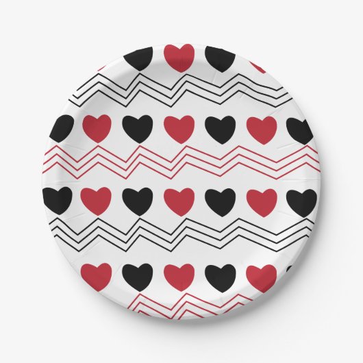 Valentijnsdag Love Hearts Chevron Stripe Party Papieren Bordje (Voorkant)