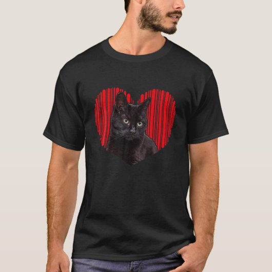 Valentijnsdag met een zwarte kat op de voorkat t-shirt (Voorkant)