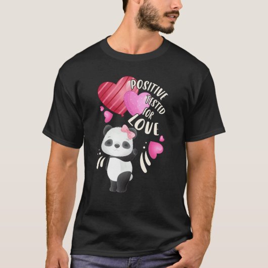 Valentijnsdag panda beer met harten t-shirt (Voorkant)
