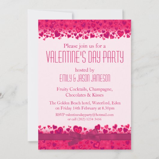 Valentijnsdag party roze harten uitnodiging (Achterkant)