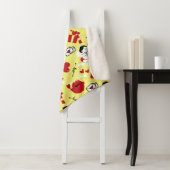 Valentijnsdag patroon op geel sherpa deken (In situ)