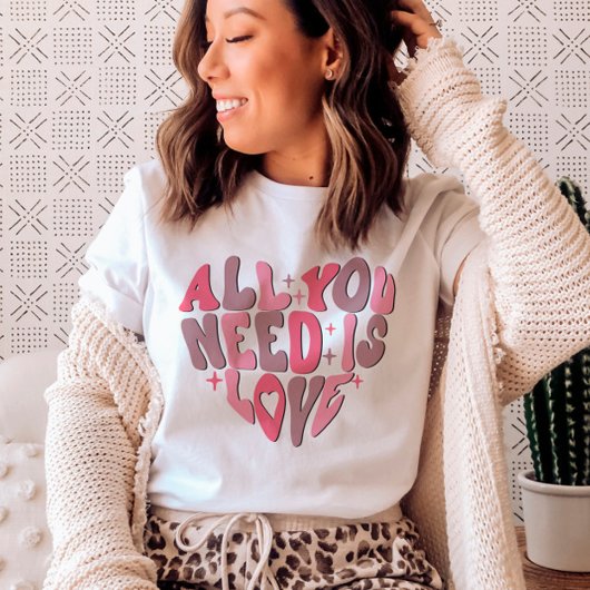 Valentijnsdag Retro Groovy Heart Word Art T-shirt