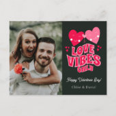 Valentijnsdag Retro Love Vibe Only Briefkaart (Voorkant)