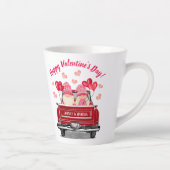 Valentijnsdag Roze Gnomen  Red Truck Love Latte Mok (Rechts)