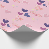 Valentijnsdag schattig roze en paars hart cadeaupapier (Hoek)
