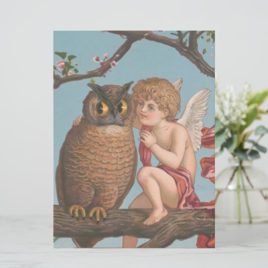 Valentijnsdag schattige cherub uil Feestdagenkaart (Staand voorkant)