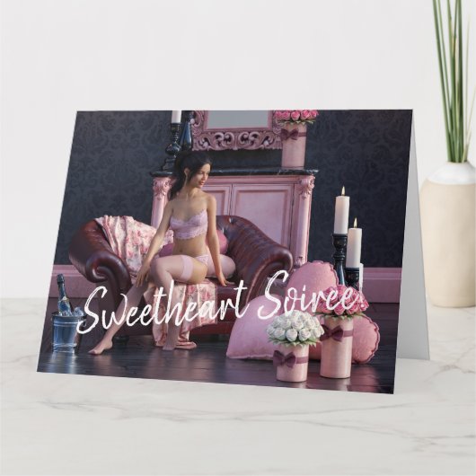 Valentijnsdag Schoonheid in Ondergoed op de Bank Kaart (Voorkant)
