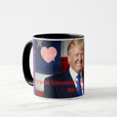 Valentijnsdag Trump mok (Voorkant links)