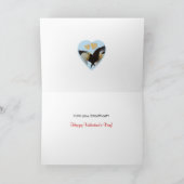 Valentijnsdag, twee pinguïns - twee harten feestdagen kaart (Binnen)