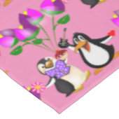Valentijnsdag van tablet Penguin Hearts Tafelkleed (Gekanteld)