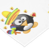 Valentijnsdag van tablet Penguin Hearts Tafelkleed (Gekanteld)