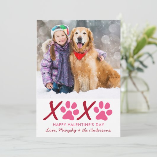 Valentijnsdag XOXO Moderne Puppy Dog Foto Feestdagenkaart (Staand voorkant)