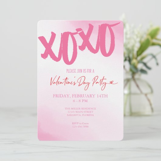 Valentijnsdag XOXO Roze Waterverf Partij Kaart (Staand voorkant)