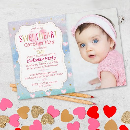 Valentijnse foto van kleine liefhebbers op geboort kaart