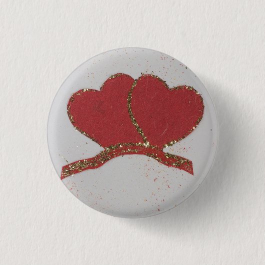 Valentijnse goudvonk met rood hart ronde button 3,2 cm (Voorkant)