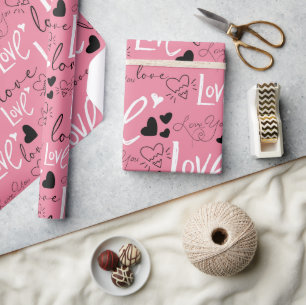 Valentijnse harten en liefde typografie patroon cadeaupapier