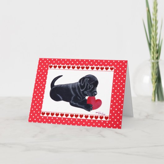 Valentijnskaart met zwarte labradorpuppy feestdagen kaart (Voorkant)