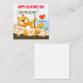 Valentijnskaarten voor de klas met kat met bordje notitiekaartje (Voorkant / Achterkant)