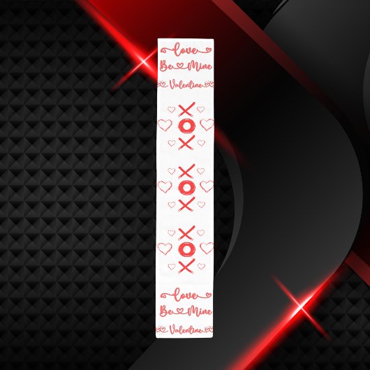 Valentijns's XOXO met Harten in Rood | Korte Tafelloper