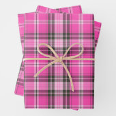 Valentine Plaid Wrapping Paper (In situ)