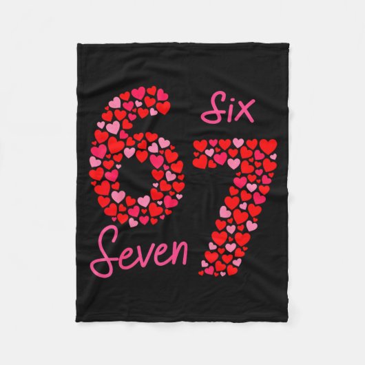 Valentine’s Day 6-7 Meme Six Seven 6 7 Valentine H Fleece Deken (Voorkant)