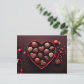 valentine`s day chocolates in a heart shaped box briefkaart (Staand voorkant)