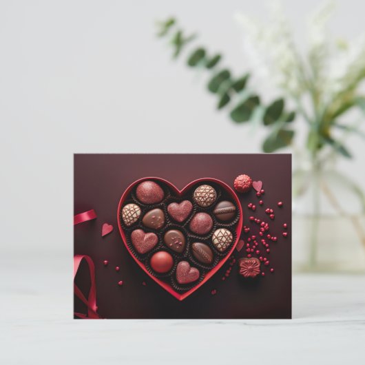 valentine`s day chocolates in a heart shaped box briefkaart (Staand voorkant)