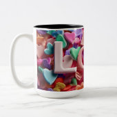 Valentine’s Day Mug | Romantic, Cute &Heartwarming Tweekleurige Koffiemok (Links)