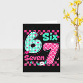 Valentine's Day 6 7 Six Seven Preppy Hearts Couple Kaart (Gele Bloem)