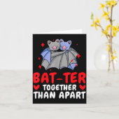 Valentine's Day Cuddling Cute Bats Couple Bat Vale Kaart (Gele Bloem)