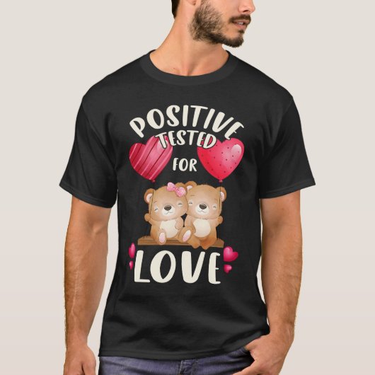 Valentine's day for couples bear couple on a swing t-shirt (Voorkant)