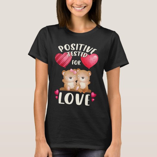 Valentine's day for couples bear couple on a swing t-shirt (Voorkant)