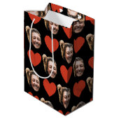 Valentines Day Funny Custom Face Photo Love Heart  Medium Cadeauzakje (Achterkant Gekanteld)