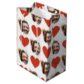 Valentines Day Funny Custom Face Photo Love Heart Medium Cadeauzakje (Achterkant Gekanteld)