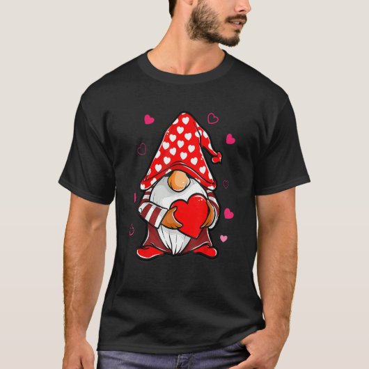 Valentines Day Gnome Love Holding Red Heart T-shirt (Voorkant)