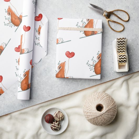 Valentine's Day Wrapping Paper Foxy Love Hearts Cadeaupapier (Crafts)