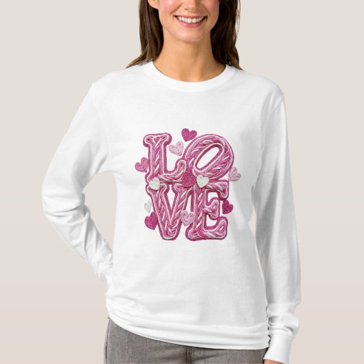 Valentine's Faux Latch Hook - Love T-shirt (Voorkant)