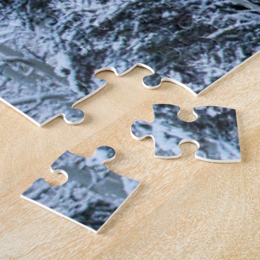 Valle kleuren van espennen en vers sneeuwbalpas legpuzzel (Zijkant)